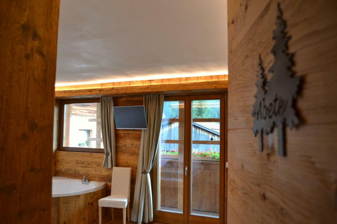 Borgo Antico Bed & Breakfast Sappada Exterior foto